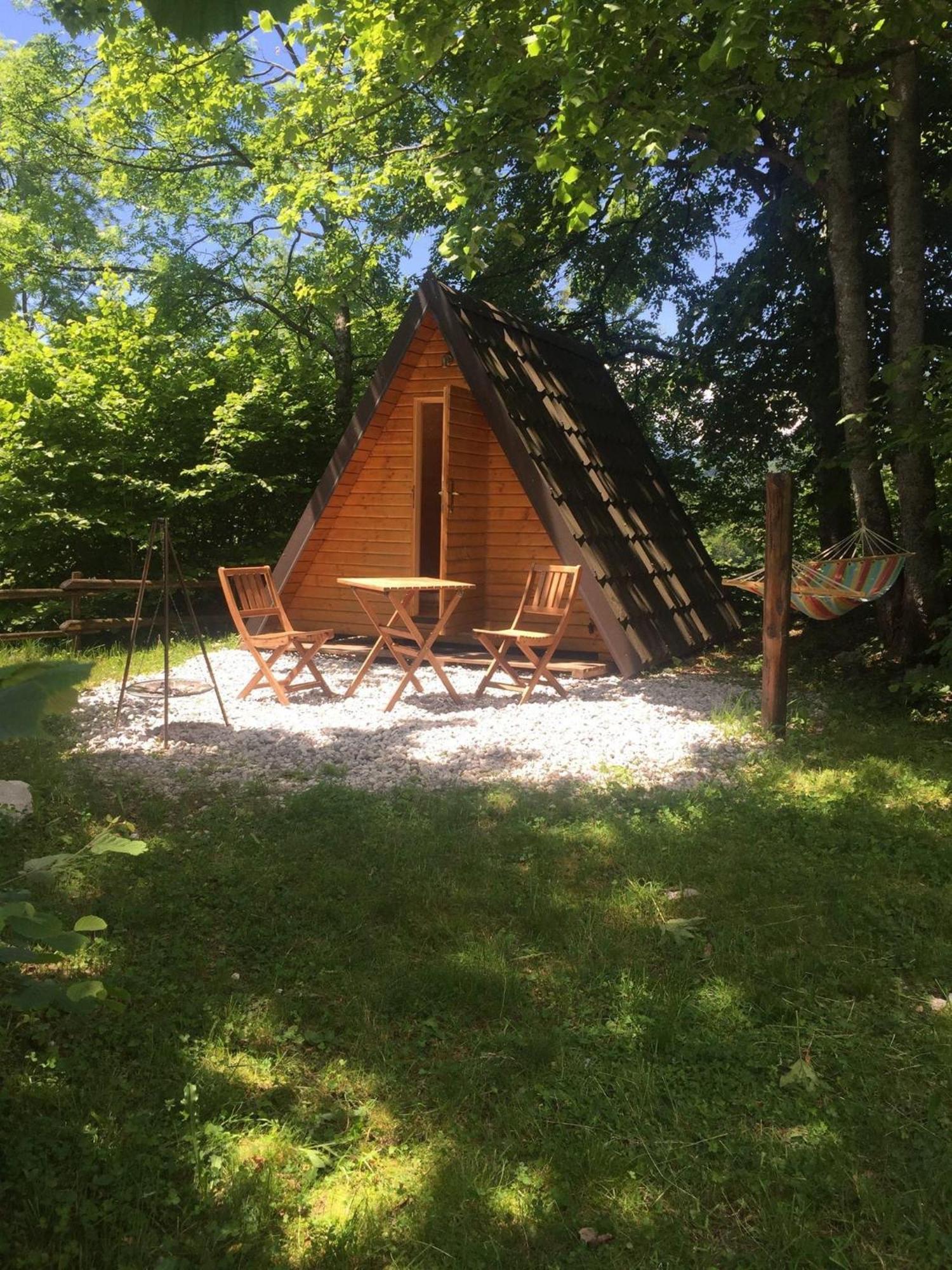 Glamping Krn 호텔 코바리드 외부 사진